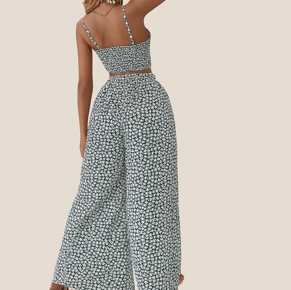 NWOT 2 Piece Split Front Wide Leg Pant And Cami Dark Green & White Size M - Picture 2 of 8